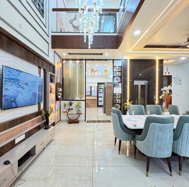 Gym, sector 32 3.5 Bedroom 2250 Sq.Ft. Builder Floor In Sector 32 Faridabad 8683930