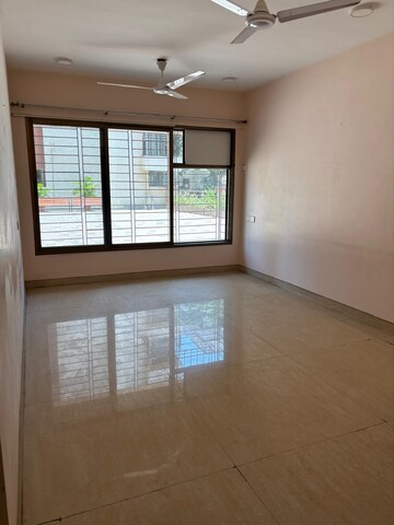 Room in 1 BHK Apartment at K Raheja Corp Maple Leaf, Powai – for Rent