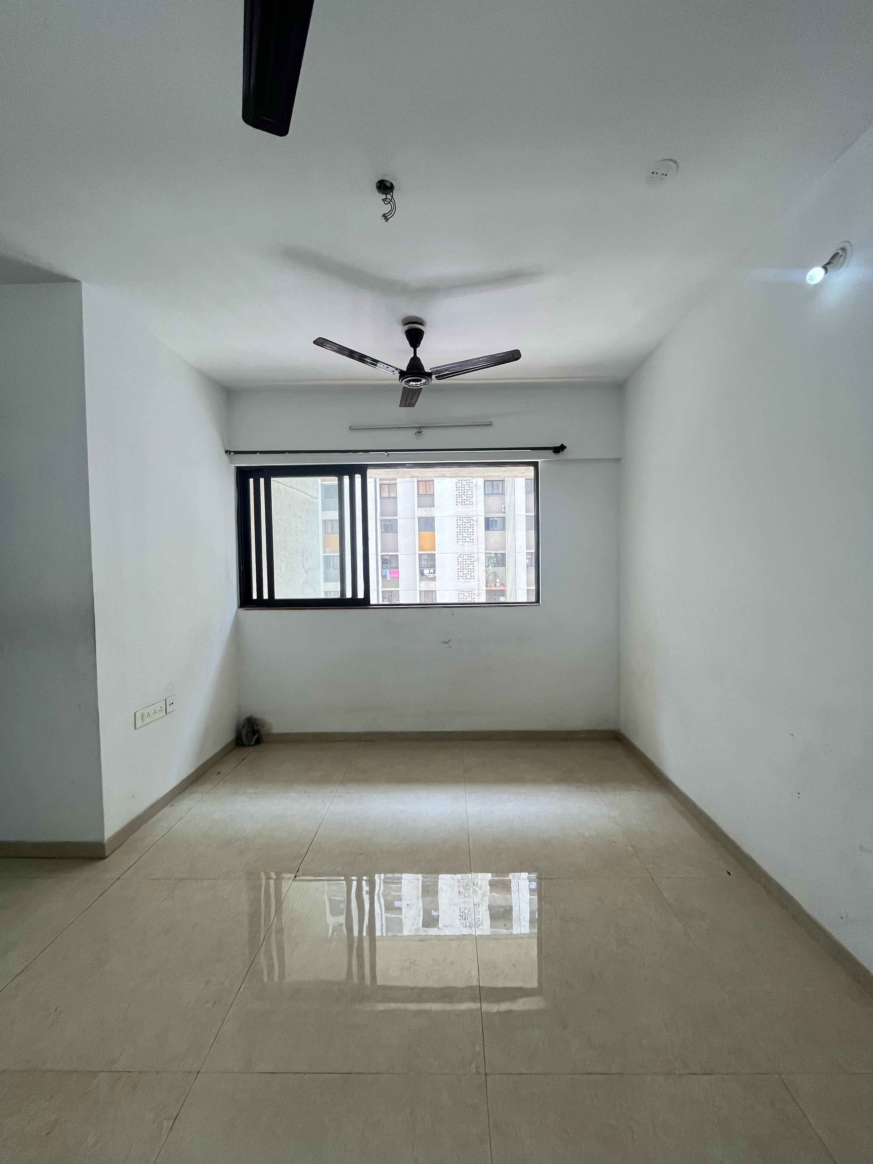 2 BHK Apartment For Rent in Lodha Palava Downtown Dombivli East