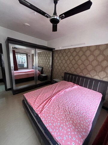 2 BHK Apartment For Rent in Parijat Building, Andheri West