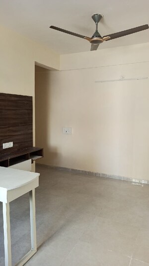Room in 3 BHK Apartment at GLS Arawali Homes, Sohna Sector 4 – for Sale