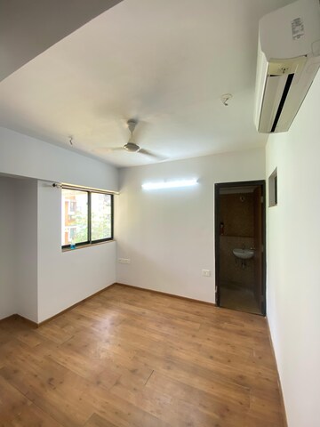 Master Bedroom in 2 BHK Apartment at Lodha Palava Downtown Dombivli East, Dombivli East – for Rent