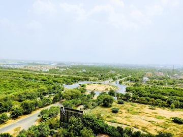 Plot Area in Studio Apartment at Supertech Czar Suites, Omicron I Greater Noida – for Sale
