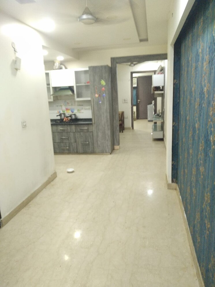 Room, tagore garden 2 Bedroom 160 Sq.Yd. Builder Floor In Tagore Garden Delhi 8684073