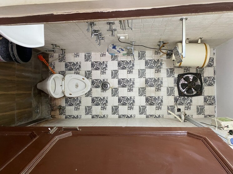 Master Bedroom, tagore garden 2 Bedroom 160 Sq.Yd. Builder Floor In Tagore Garden Delhi 8684073