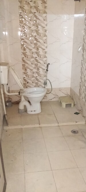 Master Bedroom in 5 BHK Villa at RWA Apartments Sector 26, Sector 26 – for Sale