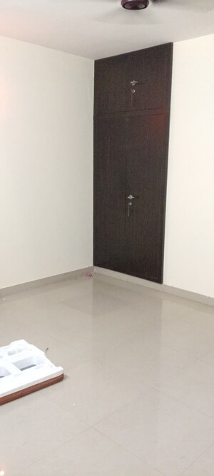 5 BHK Villa For Sale in RWA Apartments Sector 26, Sector 26