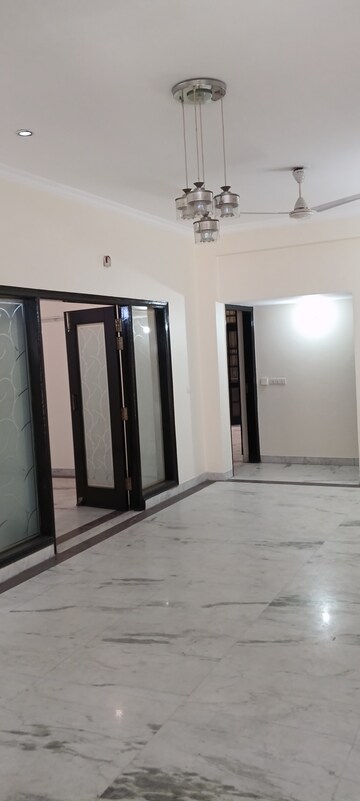 6+ BHK Independent House For Sale in Supertech 34 Pavilion, Sector 34