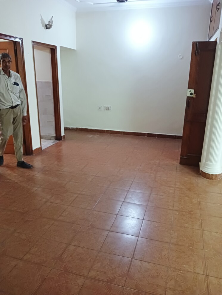 Room, rwa-apartments-sector-61 3 Bedroom 1400 Sq.Ft. Independent House In Sector 61 Noida 8684124