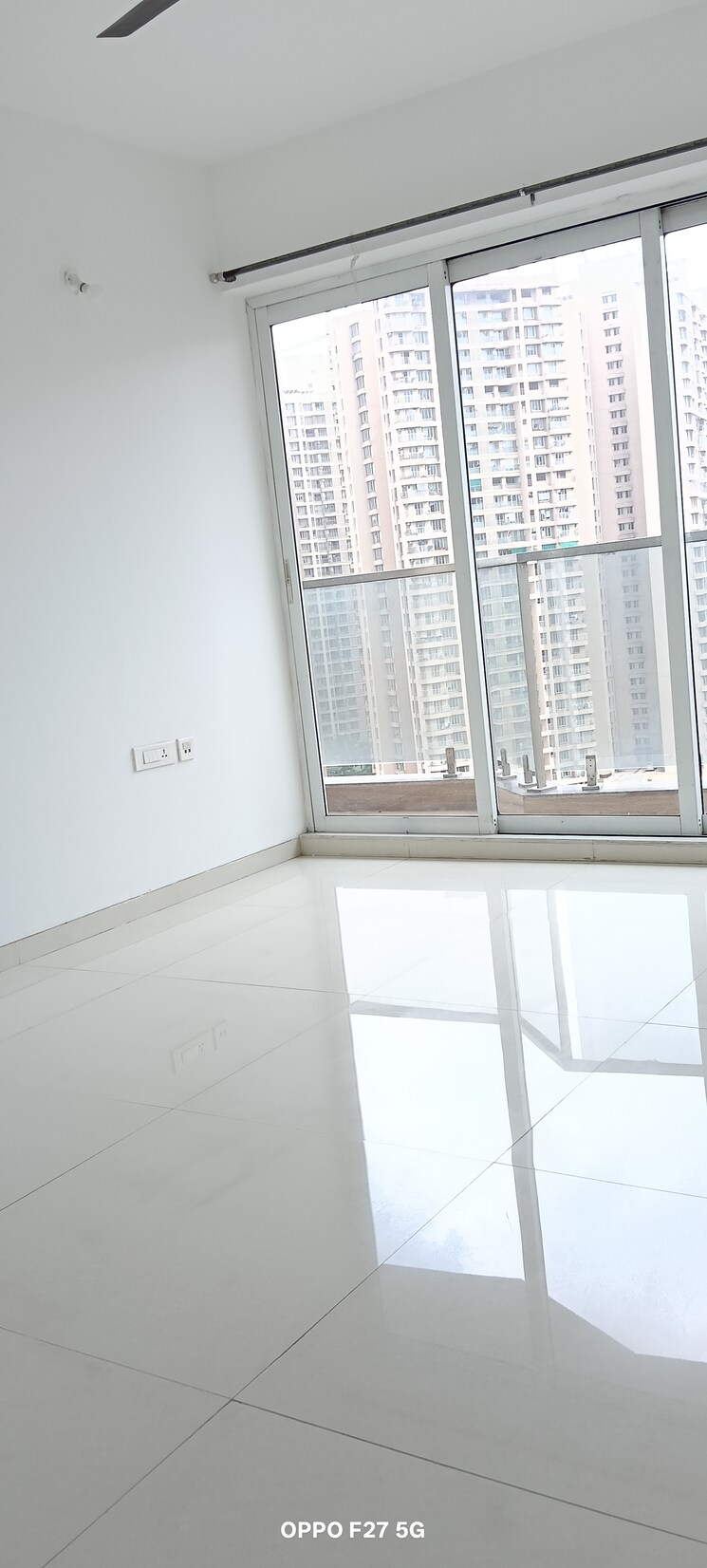 Room, soham-crystal-spires 3 Bedroom 1700 Sq.Ft. Apartment In Ghodbunder Road Thane 8684184