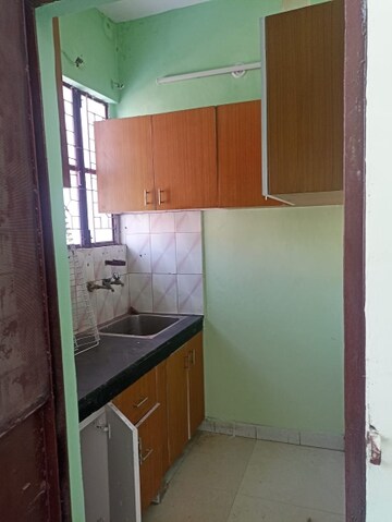 Kitchen in 2 BHK Independent House at RWA Apartments Sector 41, Sector 41 – for Rent