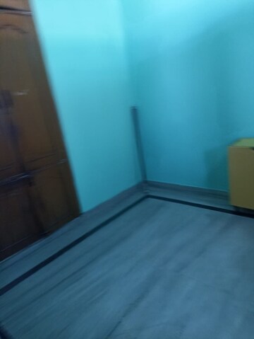 Room in 2 BHK Independent House at RWA Apartments Sector 41, Sector 41 – for Rent