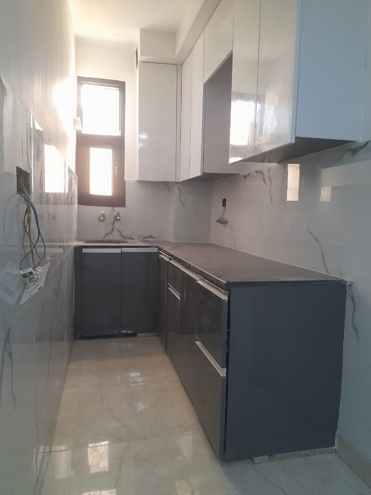 Kitchen, mahavir enclave 1 2 Bedroom 600 Sq.Ft. Builder Floor In Mahavir Enclave 1 Delhi 8684117