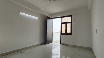 Room in 1 BHK Builder Floor at Saket – for Rent