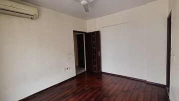 Room in 2 BHK Apartment at Ansal Royal Heritage, Sector 70 – for Rent