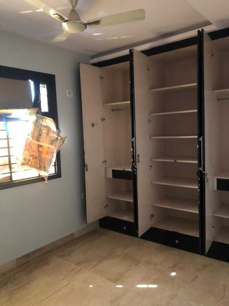 Room, tagore garden 2 Bedroom 160 Sq.Yd. Builder Floor In Tagore Garden Delhi 8684224