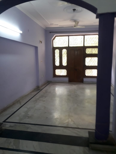 2 BHK + Pooja Room Independent House For Rent in Rwa Sector 34