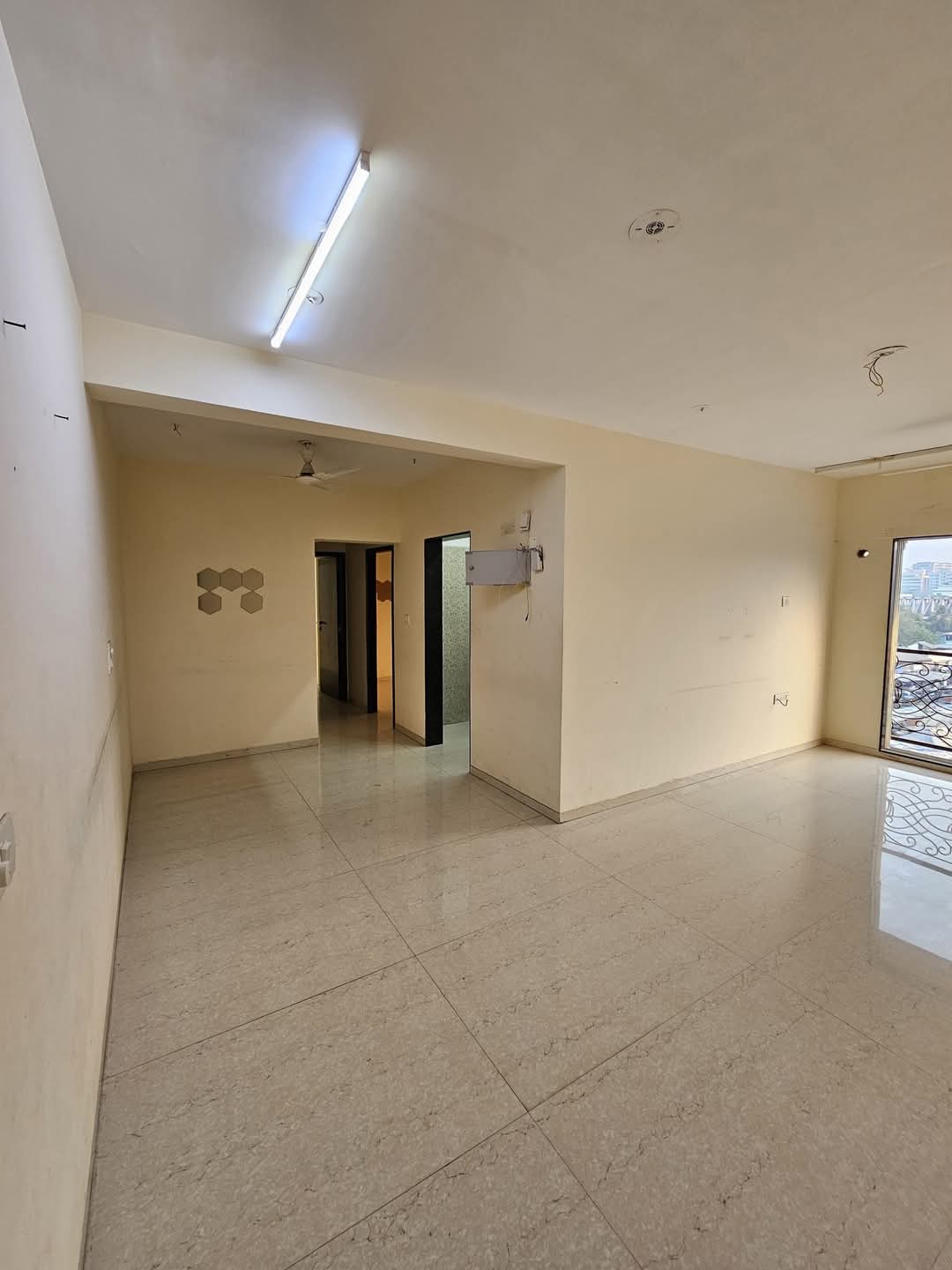 2 BHK Apartment For Rent in Millionaire Heritage