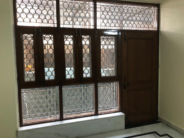 Room, rwa-apartments-sector-30 3 Bedroom 1800 Sq.Ft. Independent House In Sector 30 Noida 8684264