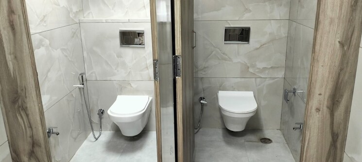 Bathroom, sector 6 Commercial Office Space 400 Sq.Ft. In Sector 6 Noida 8684284