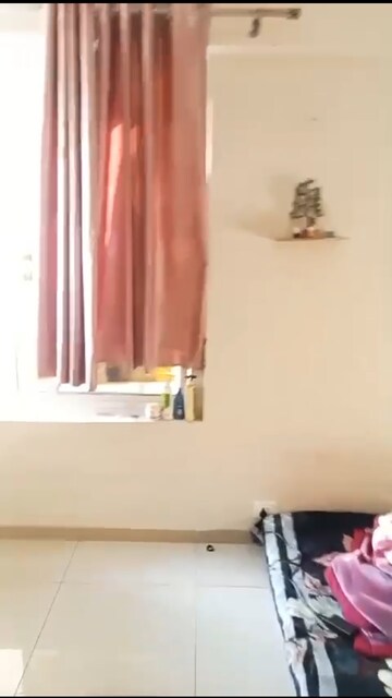 Furnished Amenities in 2 BHK Apartment at Wave Dream Homes, Wave City – for Rent