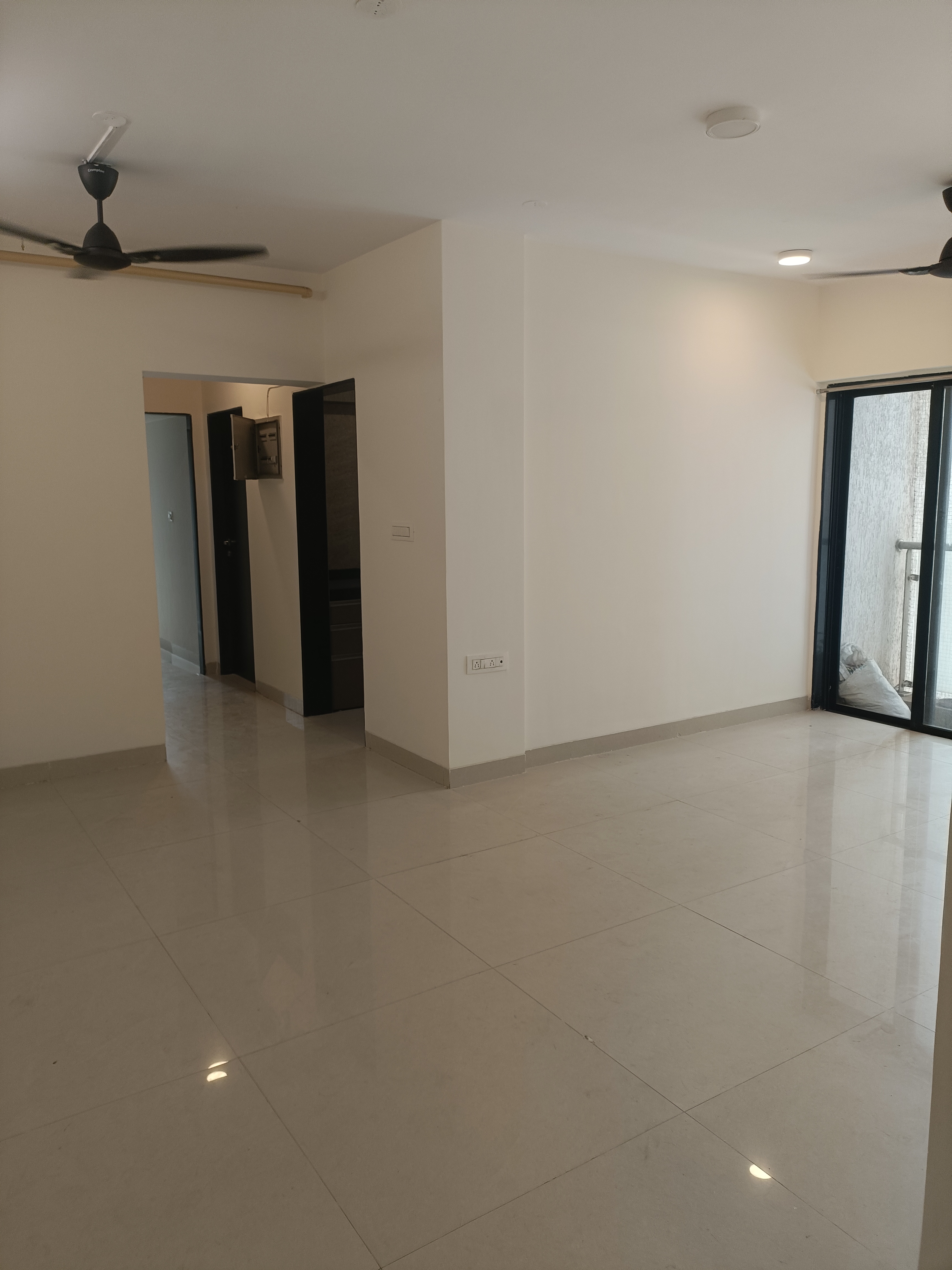 2 BHK Apartment For Rent in Hubtown Hillcrest