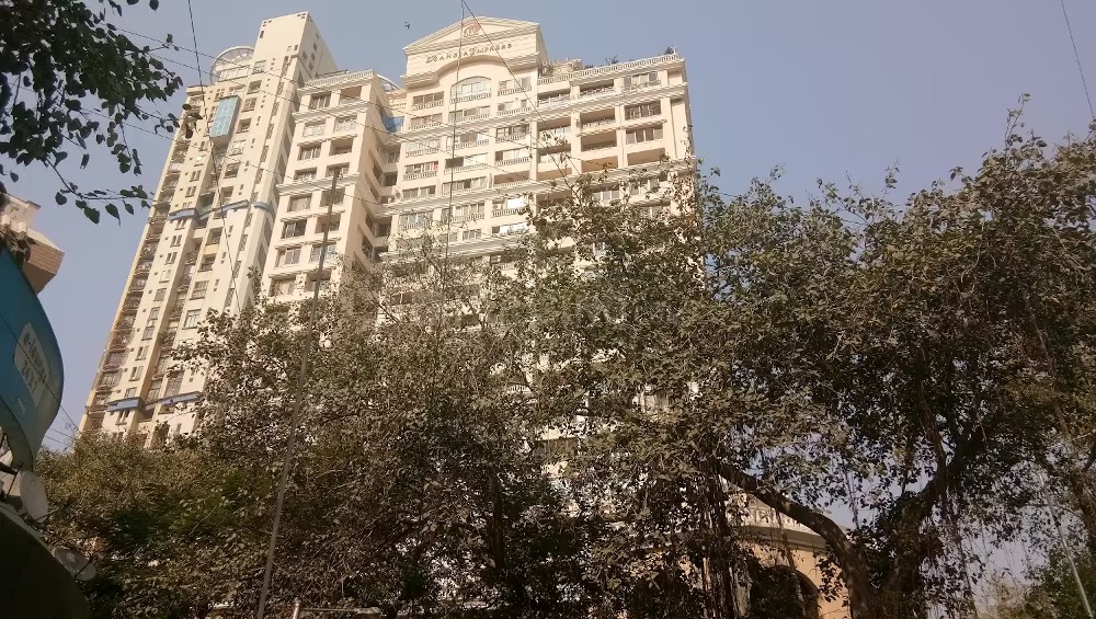 4 BHK 2600 Sq.Ft. Apartment in Raheja Empress