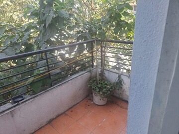 Balcony in 1.5 BHK Apartment at Wakadewadi – for Rent