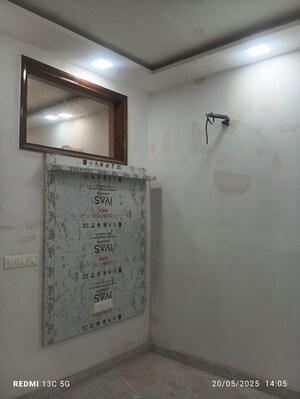 Room in 1 BHK Builder Floor at Rohini Sector 25 – for Sale