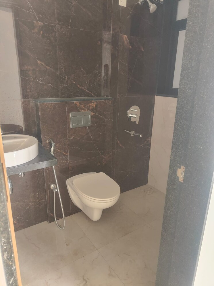 Bathroom, micl-aaradhya-highpark 2 Bedroom 605 Sq.Ft. Apartment In Mira Road Thane 8684415