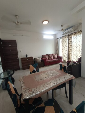 Bedroom in 2 BHK Apartment at Metro The Palms, Nerul – for Rent