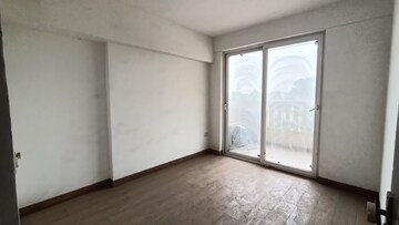 Room in 2 BHK Apartment at Ansal Royal Heritage, Sector 70 – for Rent