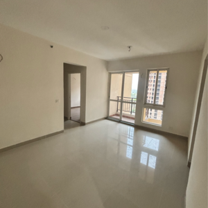 Room in 2 BHK Apartment at Jaypee Greens Kosmos, Sector 134 – for Sale