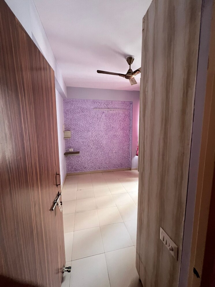 Bathroom, omaxe-heights Studio 325 Sq.Ft. Apartment In Sector 86 Faridabad 8684629