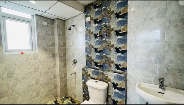 Bathroom, fidato-honour-homes 3 Bedroom 172 Sq.Yd. Builder Floor In Sector 89 Faridabad 8684631