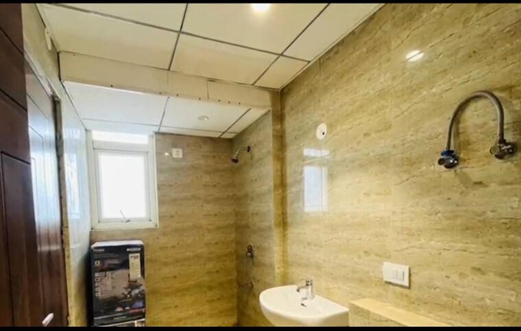 Bathroom, fidato-honour-homes 3 Bedroom 172 Sq.Yd. Builder Floor In Sector 89 Faridabad 8684631