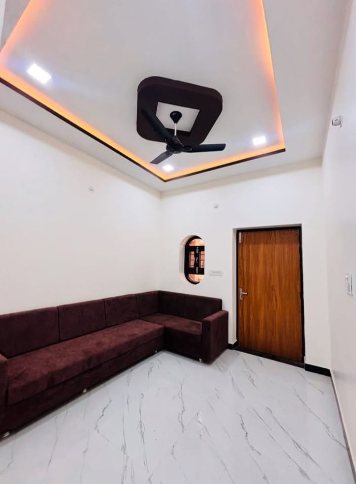 2 BHK + Servant Room Builder Floor For Rent in Building Floor 
