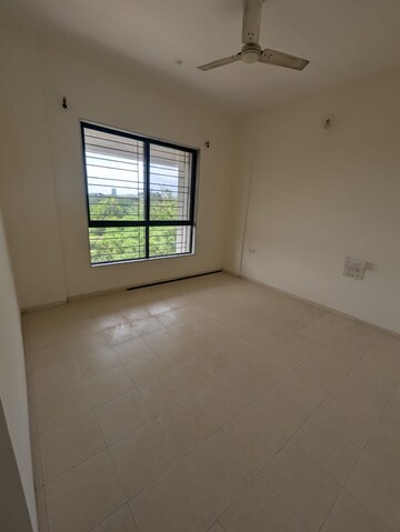 Room in 3 BHK Apartment at Pinnac Gangotri, Aundh – for Rent