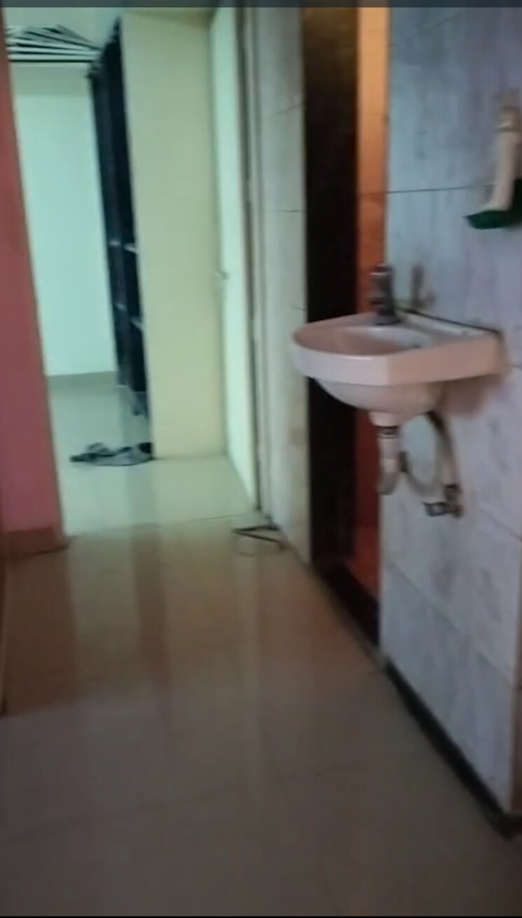 Bathroom, powai-jaltarang-chs 1 Bedroom 470 Sq.Ft. Apartment In Powai Mumbai 8684664
