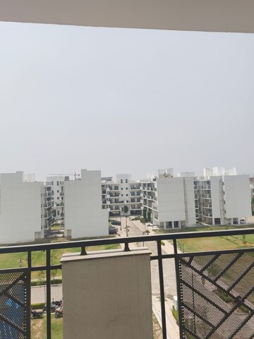 Balcony in 3 BHK Apartment at Central Park Flower Valley Aqua Front Towers, Sohna Sector 33 – for Rent