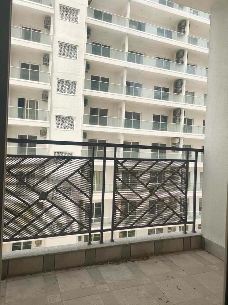 Exterior View, central-park-flower-valley-aqua-front-towers 3 Bedroom 1789 Sq.Ft. Apartment In Sohna Sector 33 Gurgaon 8684694