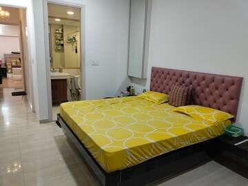 Bedroom in 3 BHK Apartment at Hiranandani Meadows, Manpada – for Rent