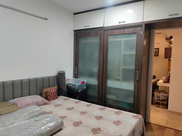 Bedroom in 3 BHK Apartment at Hiranandani Meadows, Manpada – for Rent