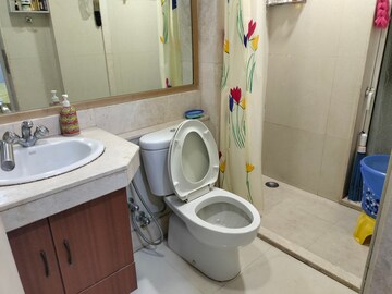 Bathroom in 3 BHK Apartment at Hiranandani Meadows, Manpada – for Rent
