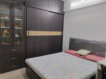 Bedroom in 3 BHK Apartment at Hiranandani Meadows, Manpada – for Rent