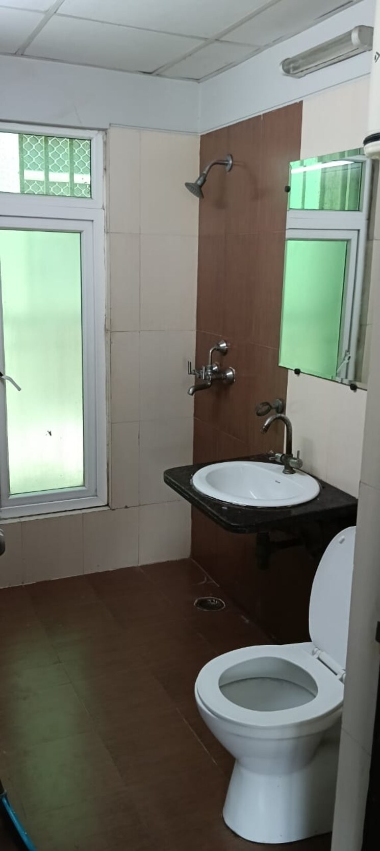 Attached Bathroom, mahagun-moderne 3 Bedroom 1480 Sq.Ft. Apartment In Sector 78 Noida 8684754