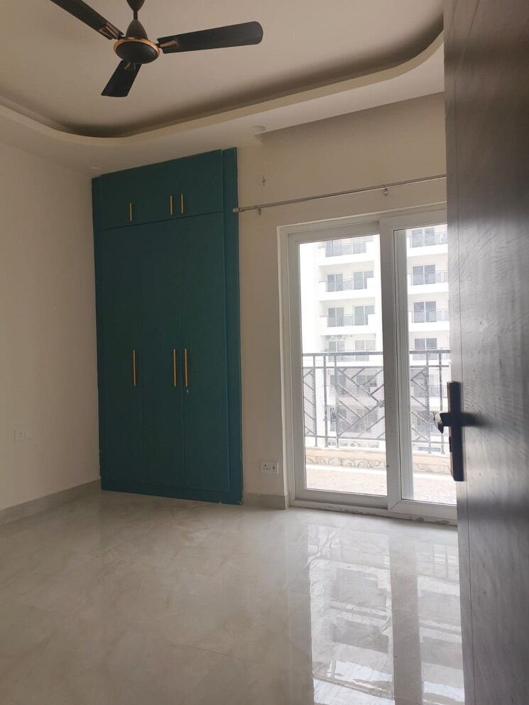 Room, central-park-flower-valley-aqua-front-towers 3 Bedroom 1789 Sq.Ft. Apartment In Sohna Sector 33 Gurgaon 8684738