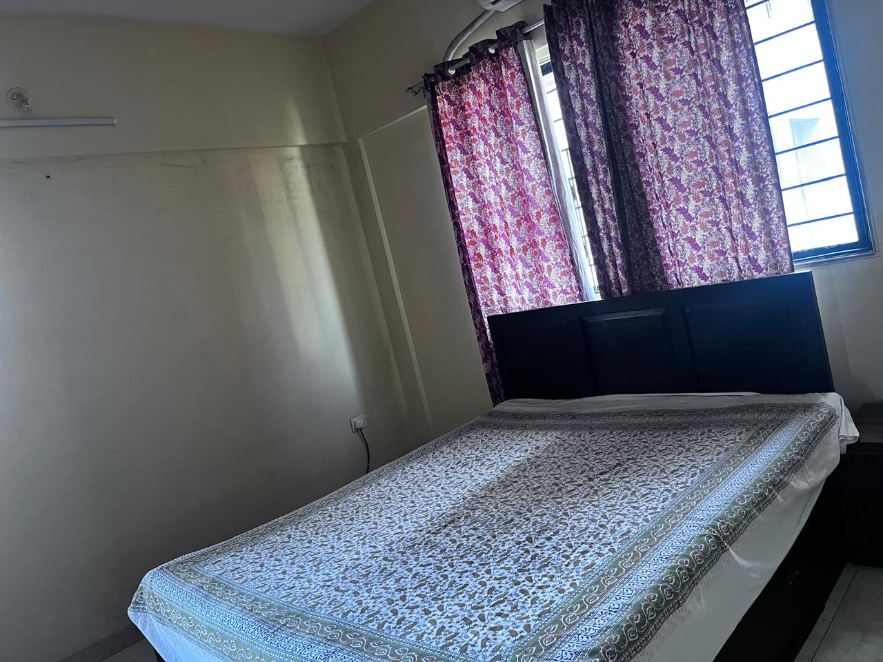 3 BHK Apartment For Rent in Magarpatta City Cosmos