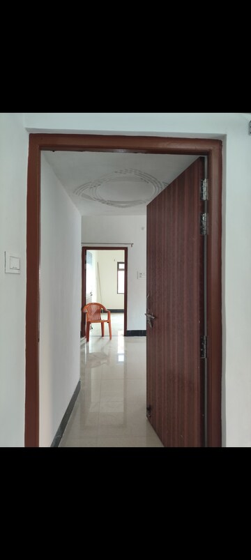 2 BHK Builder Floor For Rent in Janari