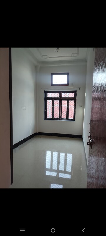 Room in 2 BHK Builder Floor at Janari – for Rent